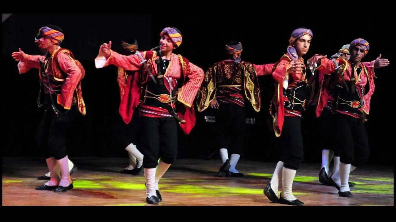 6. Sınıf Türkçe Ders Kitabı 50-51-52-53-54-55-56-57-58. Sayfa Cevapları 1. KİTAP 6. Sınıf Türkçe Ders Kitabı Sayfa 51 Cevapları MEB Yayınları